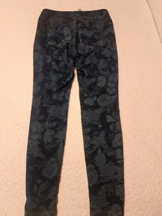 Pantaloni elasticizzati fantasia floreale