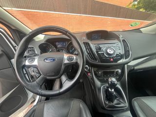 Ford Kuga 1.5 Ecoboost 150 - Titanium