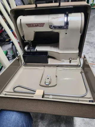 Máquina de coser Elna Supermatic Vintage