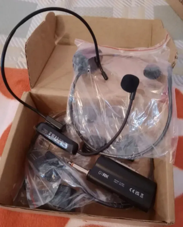 Micrófonos de diadema inalámbricos