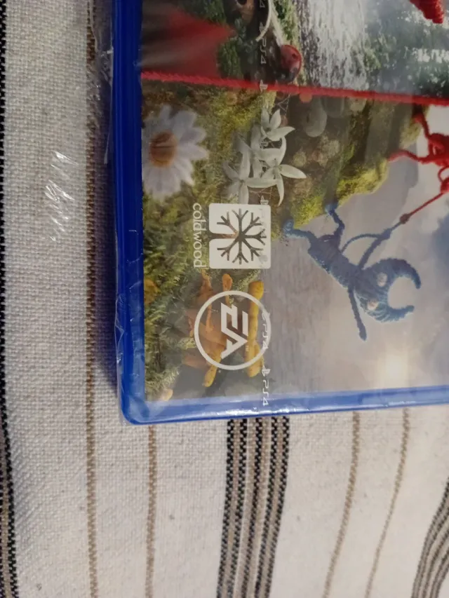 Unravel Yarny Bundle PS4 Precintado