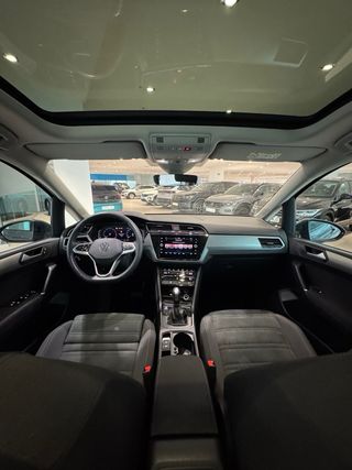 VW Touran Mas 1.5TSi 150cv automatica