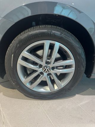 VW Touran Mas 1.5TSi 150cv automatica