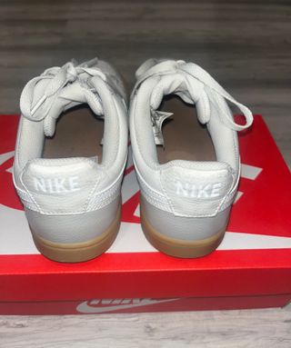 Nike Court Vision Low Blancas Goma