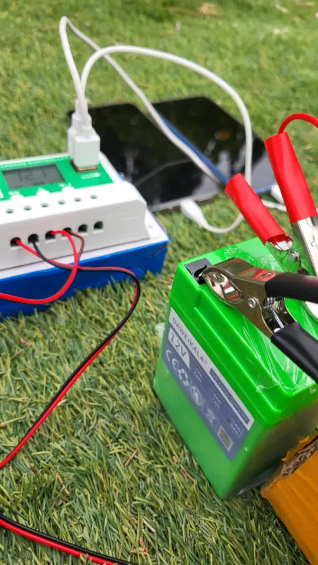 Kit solare con batteria al litio 12V nuovo