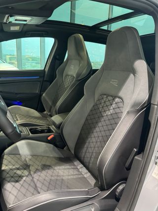 VW Golf Variant R-Line 1.5eTSi 150cv automatico