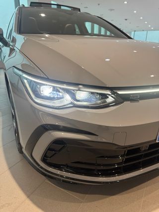 VW Golf Variant R-Line 1.5eTSi 150cv automatico