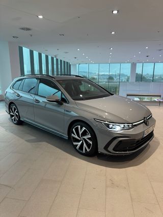 VW Golf Variant R-Line 1.5eTSi 150cv automatico