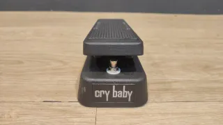 Dunlop Cry Baby GCB95 Mod Red Fasel