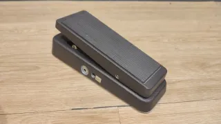 Dunlop Cry Baby GCB95 Mod Red Fasel