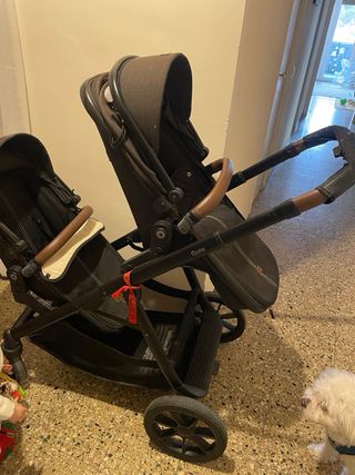 Carrito gemelar con todos los acessórios