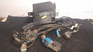 CAJA RELES / FUSIBLES HYUNDAI SANTA FE Essence 2W