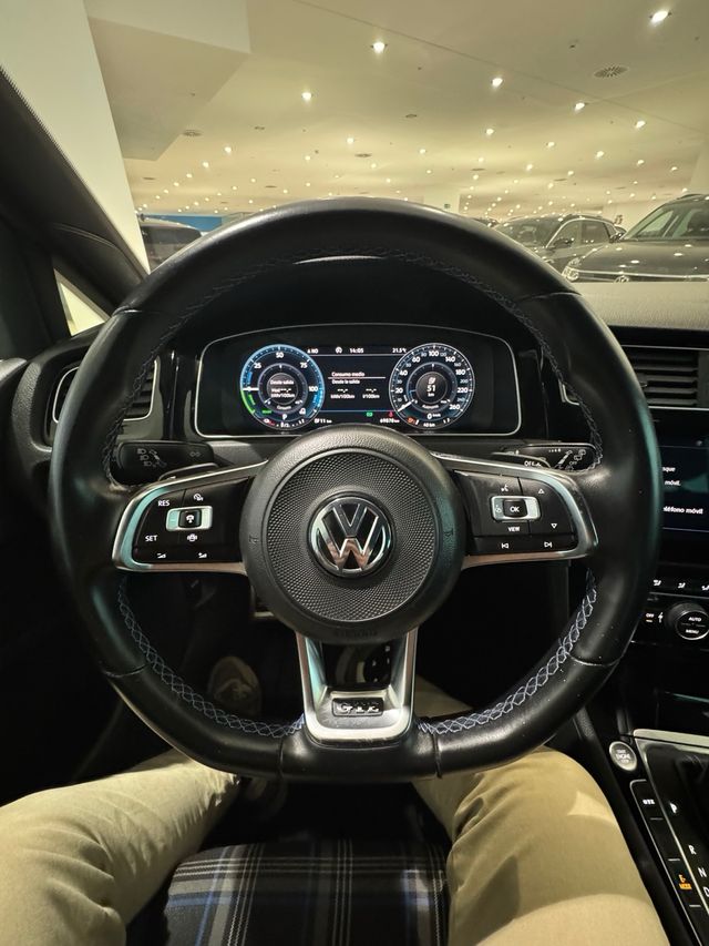 VW Golf GTE 1.4TSi 150cv + 54cv enchufable
