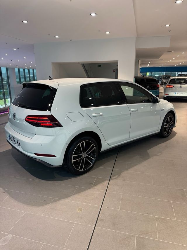 VW Golf GTE 1.4TSi 150cv + 54cv enchufable