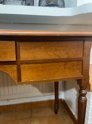 Escritorio clásico madera y cuero