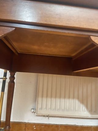 Escritorio clásico madera y cuero