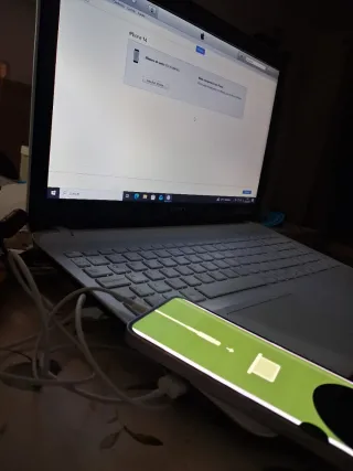 iPhone 14 Funda Transparente MagSafe