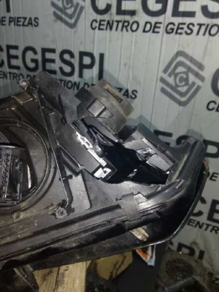 FARO IZQUIERDO | Atr.1:FARO DERECHO VOLKSWAGEN GO