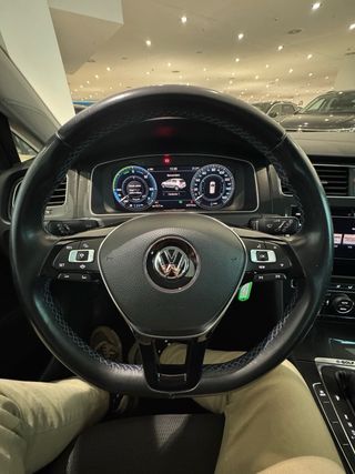 VW Golf e-Golf % electrico 136cv