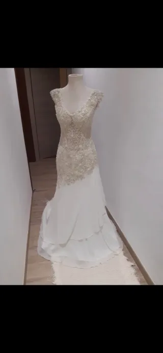 Vestido de Novia Blanco con Pedrería