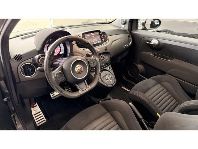 Abarth 500C Cabrio 1.4 16v T-Jet 595C Competizione 132 kW (180 CV)