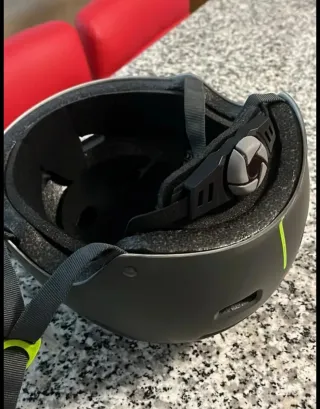 Casco Patinete/Bici Negro