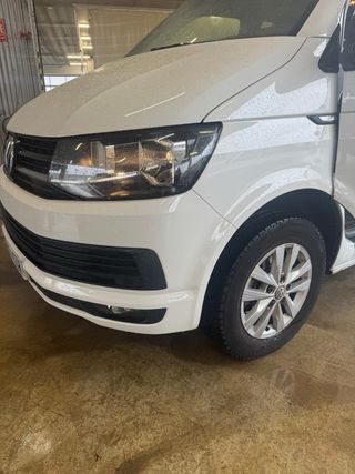 VW Caravelle T6 2.0TDi 150cv automatica