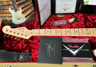 Fender Stratocaster Custom Shop Blonde Gold. Nuevo