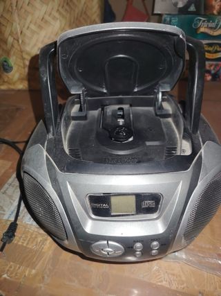 Radio CD portátil Mikomi