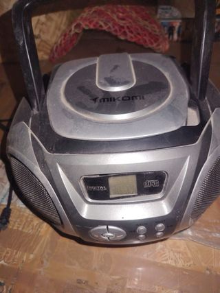 Radio CD portátil Mikomi