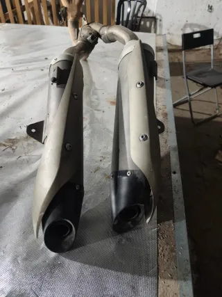 Escape Yamaha R1 2006 Original