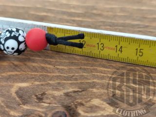 Portachiavi teschio bandana e perline