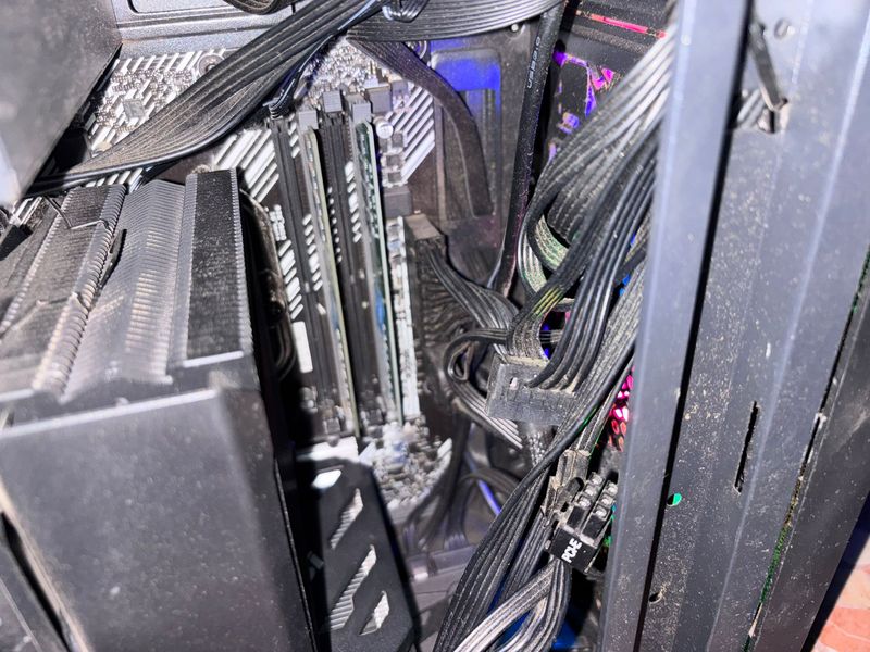 PC Gaming Ryzen 7 5700X3D + RTX 4060 afbeelding 4