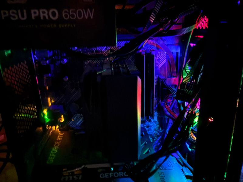 PC Gaming Ryzen 7 5700X3D + RTX 4060 afbeelding 3