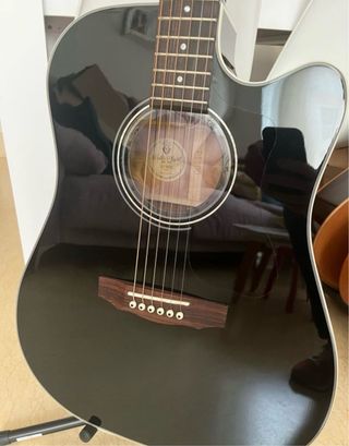 Guitarra Electro acústica Guild D-140 con Estuche