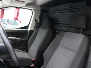 Fiat e-Doblò Furgón 50kWh L1H1 100 kW (136 CV)