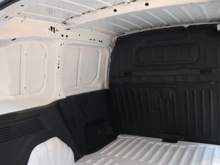 Fiat e-Doblò Furgón 50kWh L1H1 100 kW (136 CV)