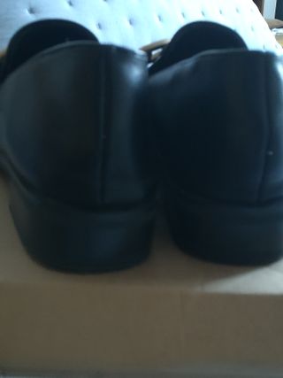 Zapatos de piel negros T.36