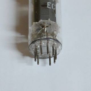 VALVULA LAMPARA ECL82 - AMPLIFICADORA DE BAJA FREC