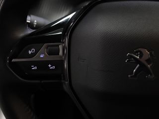 Peugeot e-208 Eléctrico Allure Pack 100 kW (136 CV)