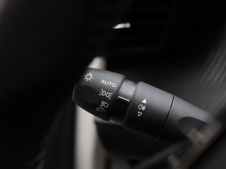 Peugeot e-208 Eléctrico Allure Pack 100 kW (136 CV)