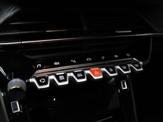 Peugeot e-208 Eléctrico Allure Pack 100 kW (136 CV)