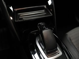 Peugeot e-208 Eléctrico Allure Pack 100 kW (136 CV)