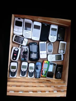 Colección Móviles Antiguos BlackBerry, Nokia, Siem