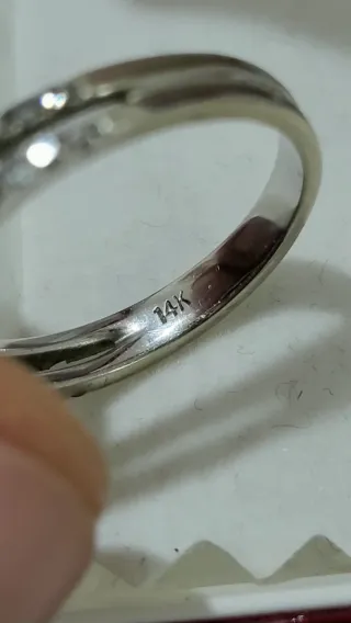 Anillo oro blanco con diamantes