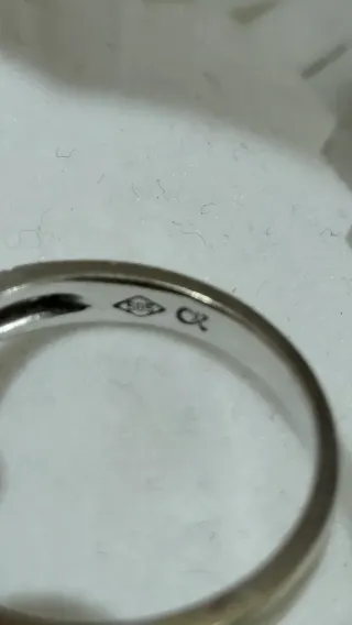 Anillo oro blanco con diamantes