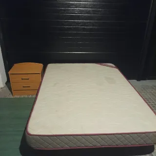 Solo tengo la mesilla 54cmx36cmx48cm