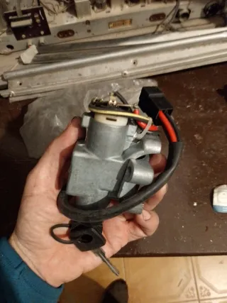 Clausor Llave Contacto Mercedes 11/8