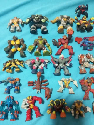 Lote Figuras Gormiti