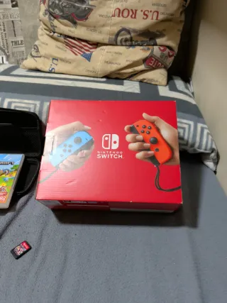 Nintendo Switch Azul/Rojo + Accesorios
